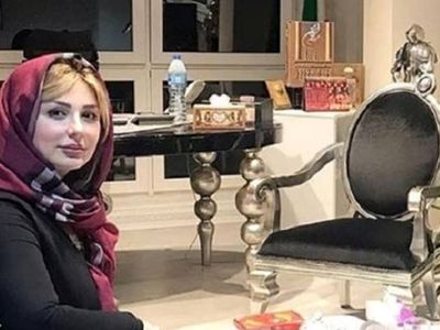 عکس/ پذیرایی دلربا و پرنور خانه نیوشا ضیغمی با چیدمانی از ناهارخوری کلاسیک، پرده‌هایی اعیانی و درختچه‌ای که به خونه طراوت بخشیده / سلیقه خانم بازیگر را ببینید