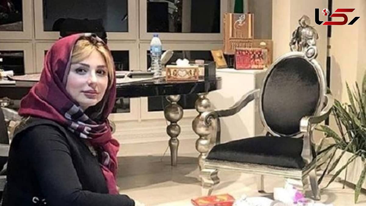 عکس/ پذیرایی دلربا و پرنور خانه نیوشا ضیغمی با چیدمانی از ناهارخوری کلاسیک، پرده‌هایی اعیانی و درختچه‌ای که به خونه طراوت بخشیده / سلیقه خانم بازیگر را ببینید