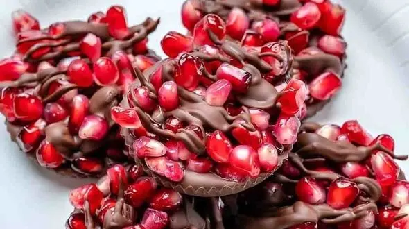 با این شکلات یلدایی کام تان را شیرین کنید 