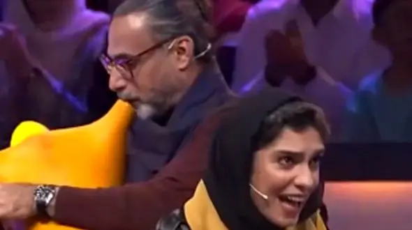 فیلم آواز باشکوه محمد علیزاده  در صداتو /  آهنگ شاد بندری جومه‌ی ویل چاپی چقدر قشنگه ! / واکنش الیکا عبدالرزاقی دیدنی است !