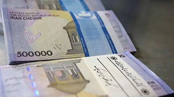 دریافت پول نقد مشتریان با رعایت ملاحظات بهداشتی از سوی بانک ها