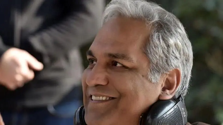 لحظات فوق‌خنده‌دار از سریال طنز مهران مدیری که باعث و بانی همه خنده‌ها خود مدیری بود