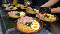 ببینید / طبخ هیجان انگیز و تماشایی "رامن" در یک رستوران مشهور ژاپنی +فیلم