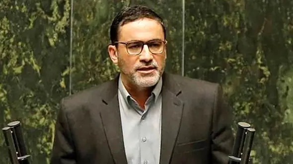 هشدار یک نماینده مجلس به شهرداری ها: اتصال به درگاه ملی مجوزها الزامی است / متخلفان تحت پیگرد قرار می گیرند 