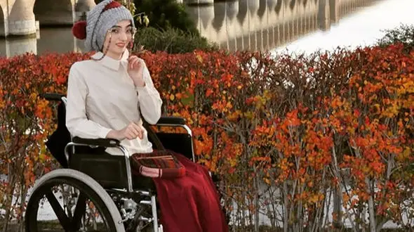 آوا جهانگیری را می شناسید؟ / این دختر 22 بار مرگ را دید و برگشت + عکس