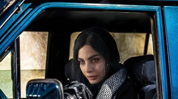 صحرا اسداللهی : نشد راننده ترانزیت می شوم!... دلال ماشین می شوم تا بتوانم دائم ماشین های خوب سوارشوم... شغل کارواش را انتخاب میکنم که بتوانم ماشین های خوب  لذت ببرم!