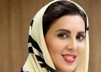 فیلم/ تیپ اروپایی خواهر لیلا بلوکات و پسرش رادمان بعد از مهاجرت به اسپانیا / چقدر این دو خواهر شبیه همن