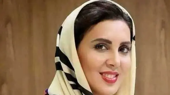 فیلم/ تیپ اروپایی خواهر لیلا بلوکات و پسرش رادمان بعد از مهاجرت به اسپانیا / چقدر این دو خواهر شبیه همن