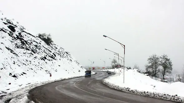
برف و باران در ۱۳ استان/ کاهش آلودگی هوا 
