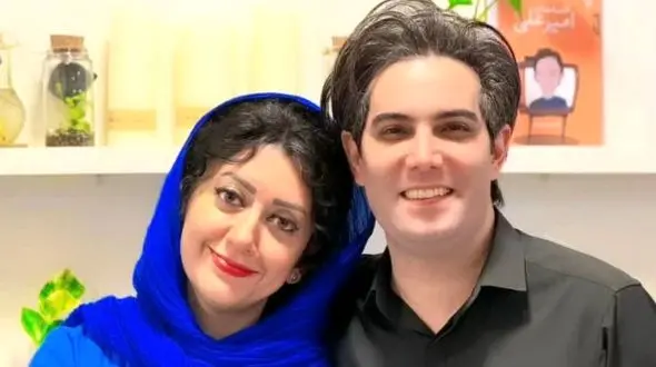 فیلم / نگاهی به جشن سالگرد عروسی عاشقانه امیرعلی نبویان و همسرش روی آنتن زنده/ زوج خوشبخت ایرانی که ....