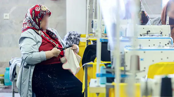 قتل مرد پولدار تهرانی به دست خانم پرستار  + گفتگو با رعنا در زندان زنان