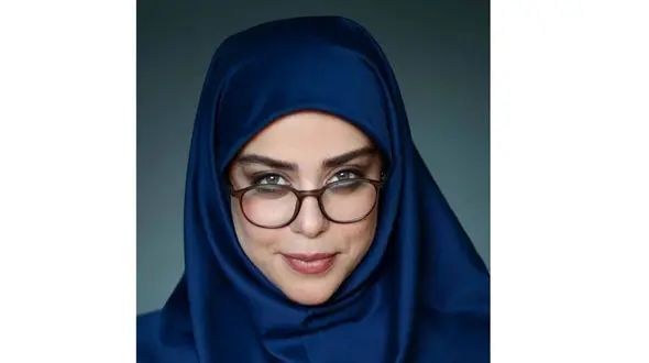 استایل و ظاهر متفاوت الهام اخوان در کنسرت رضا بهرام/ دیگر شباهتی به بیلی آیلیش ندارد!