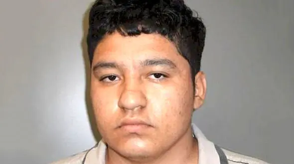 پسرجنایتکار با سربریده در دست دستگیر شد