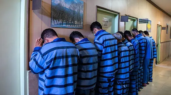 فیلم/  جزئیات سرقت از صندوق امانات بانک ملی / بانک 3 روز بعد متوجه دستبرد شد!