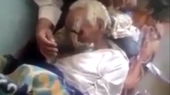 عجیب و دیدنی / شاخِ پیرمرد 140 ساله را بریدند ؛ مُرد! + فیلم