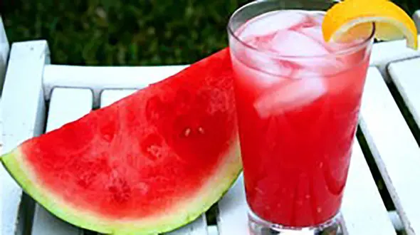 سم زدایی بدن با آب هندوانه 