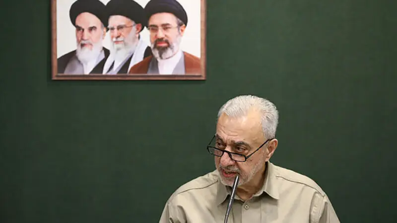 افشاگری مجتبی زارعی از حواشی جلسه رای اعتماد وزیر دفاع / «دلم برای این دانشمند بسیجی سوخت»