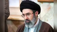 عکس های پسر و دختر آیت الله سید مجتبی خامنه ای و همسرش قبل شهادت/  نگاهی به کالسکه ایرانی و ساده نوه رهبری که کهنه هم هستش