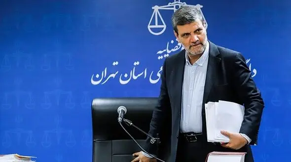 سومین محاکمه متهمان قاچاق قطعات خودرو با 7 متهم 