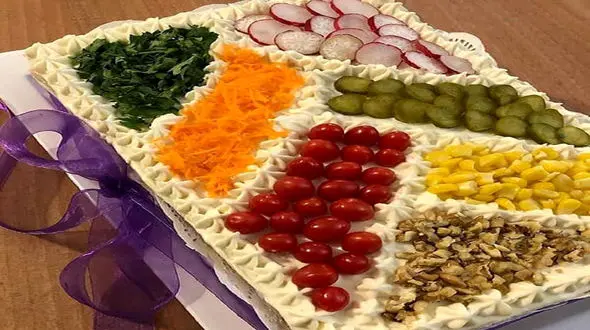 کیک مرغ یخچالی چطور درست می شود؟