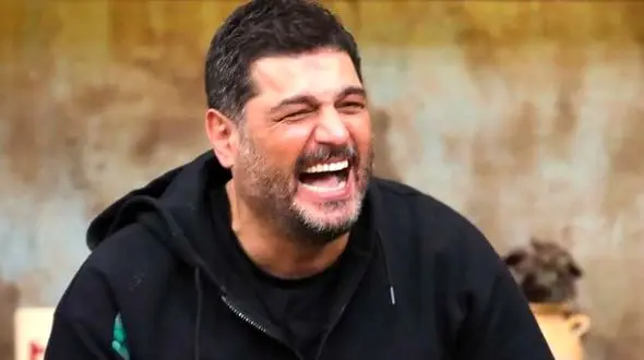 شوخی سام درخشانی و امیرحسین قیاسی با جمعه مشهور پز نیست سبک زندگیمه محمدرضا گلزار +فیلم