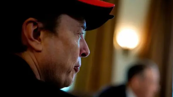 کبودی چشم ایلان ماسک؛ حقیقتی تلخ یا شایعه؟