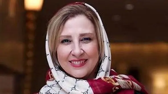 عکس ها / نگاهی به تیپ و استایل عروسی مرجانه گلچین و نعیمه نظام دوست در تالار باشکوه /از عروس خانم زیباتر و خوش پوش ترند