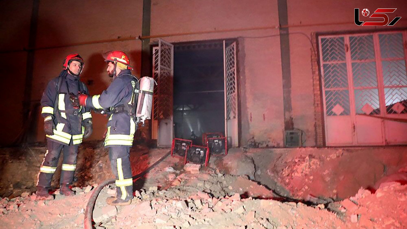 آتش سوزی هولناک در سوله تولید مصنوعات چوبی در مشهد
