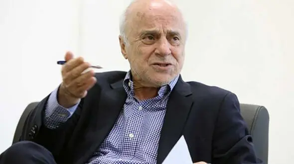 این مرد فوتبالی می خواهد به جای دختر آزادی به زندان برود! / سحر با مرگ جدال می کند!