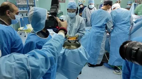 
تعویق جراحی‌های غیر اورژانسی در بیمارستان‌ها / برای موارد غیراورژانسی مراجعه نکنید
