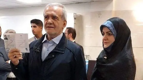 داماد رییس جمهور منتخب ایران کیست ؟ + عکس شغل و تحصیلات داماد پزشکیان