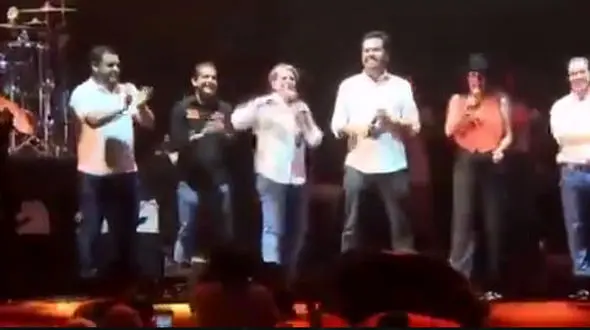 تجمع انتخاباتی مرگبار با حضور نامزد انتخابات ریاست جمهوری / 72 تن کشته و زخمی شدند + فیلم 