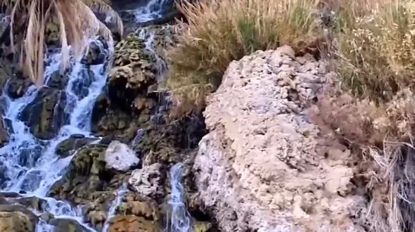 آبشاری با 2 طعم آب در ایران + فیلم