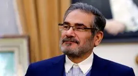 عکس سفر در زمان /  «سردار سلیمانی و  شمخانی»  در اوج جوانی در میان رزمندگان در نخلستان /  دهۀ 60 