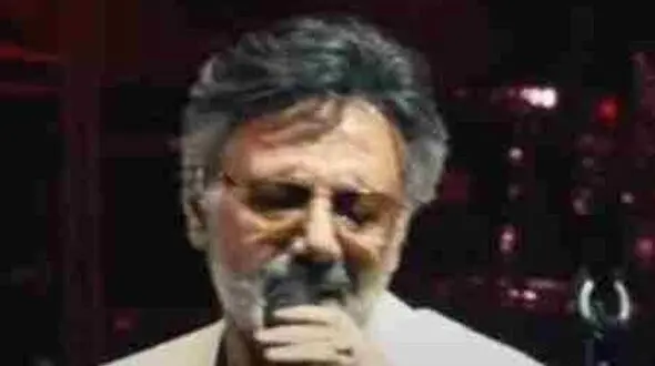 دانلود آهنگ باشکوه معین / آهنگ عاشقانه همه جا زمزمه عشق