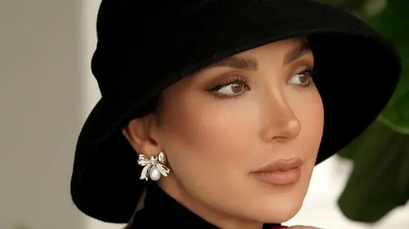 غش و ضعف روز جمعه‌اییِ مینا مختاری برای پاهایِ تُپلِ پسرش "جان"+ویدیو/ خدایا صدای پسر کوچولوش چقدر بانمکه