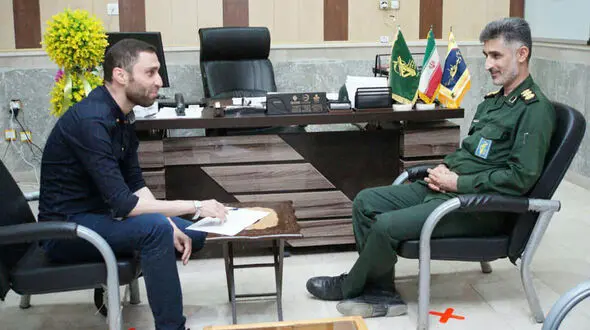 نشست تعاملی فرمانده ناحیه مقاومت بسیج آبادان با نماینده رکنا در خوزستان 