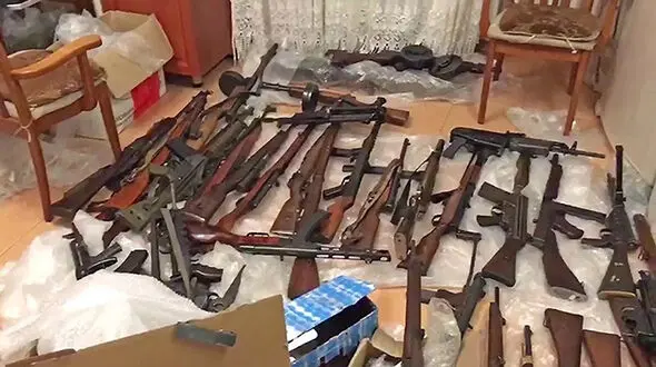 انهدام بزرگ قاچاقچیان اسلحه در روسیه+عکس