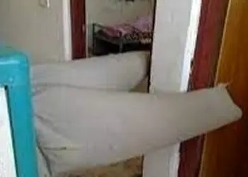 عکس/ خلاقیت خنده دار پدر ایرانی روی کلید کولر حماسه ساز شد/ هنر نزد ایرانیان است و بس