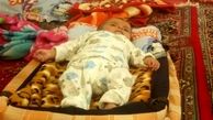 نوزاد ۴ ماهه دومین قربانی سرمازدگی در منطقه زلزله زده کرمانشاه + عکس