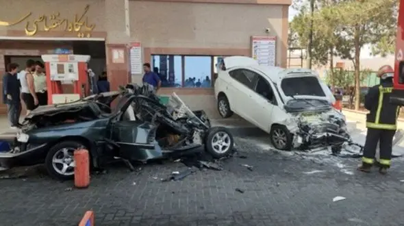 فیلم تصادف جنجالی در پمپ بنزین / راننده پژو پارس همه را حیرت‌زده کرد!