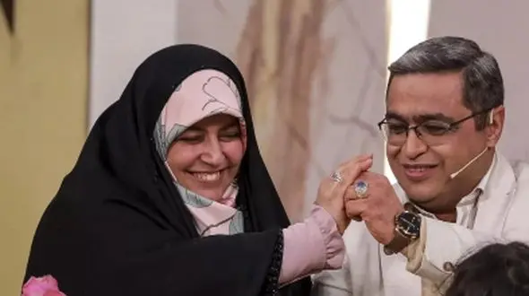 فیلم/ سعید عزیزی؛ خداوند به بنده‌هاش میگه یه توپ دارم قلقلیه، بنده‌ها مثل توپ قلقلین، یوسف رو یواش زد زمین شد عزیز مصر، حسین رو محکمتر زد شد عزیز عالم..