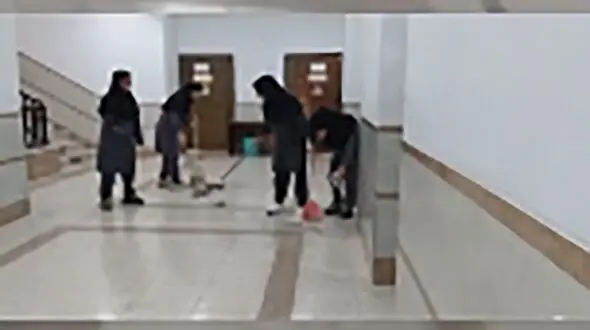 فیلم برخورد نامناسب و تحقیرآمیز با دختران دانش آموز در هنرستان! / حماسه ای دیگر از آموزش و پرورش  !