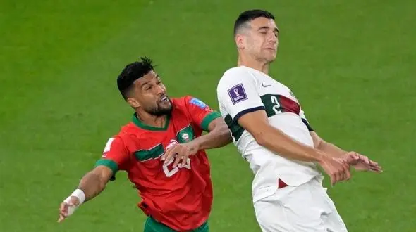 وقتی ستاره مراکش ابرها را لمس کرد / رکورد رونالدو شکسته شد ؟ + فیلم و عکس