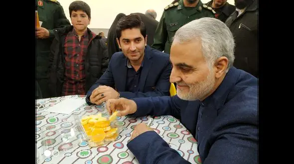 انگشتر سردار سلیمانی در بین وسایل شهید مرادخانی + عکس