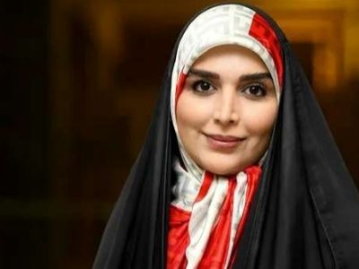 سفر مژده لواسانی و پدرش در شیراز زیبا / عکس زیبای پدر و دختر دوست داشتنی در آرامگاه سعدی