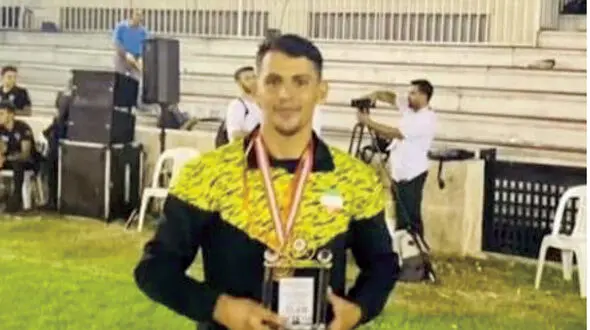  قتل تکان دهنده قهرمان جهانی کشتی سنتی در بیمارستان ! / قاتل 17 ساله است