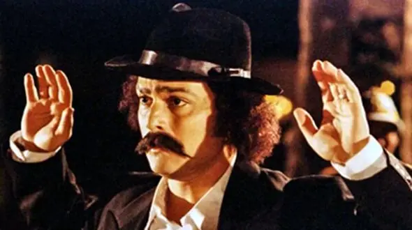 رونمایی حسین یاری، حیدرِ لوطی منش سریال شب دهم از خانواده کم جمعیت و نوه قندِعسل و نمکی/ الهی همیشه لبتون خندون باشه+عکس