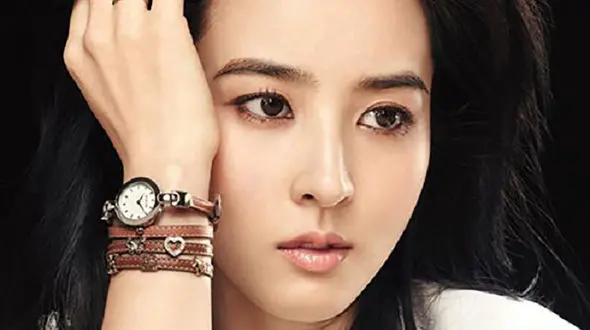 گشت و گذار دیدنی سوسانو و همسر فوتبالیستش با تنها دخترشان + عکس