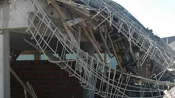 ریزش هولناک ساختمان در بجنورد / پیمانکار و مجری و کارفرما زیر آوار گرفتار شدند + عکس